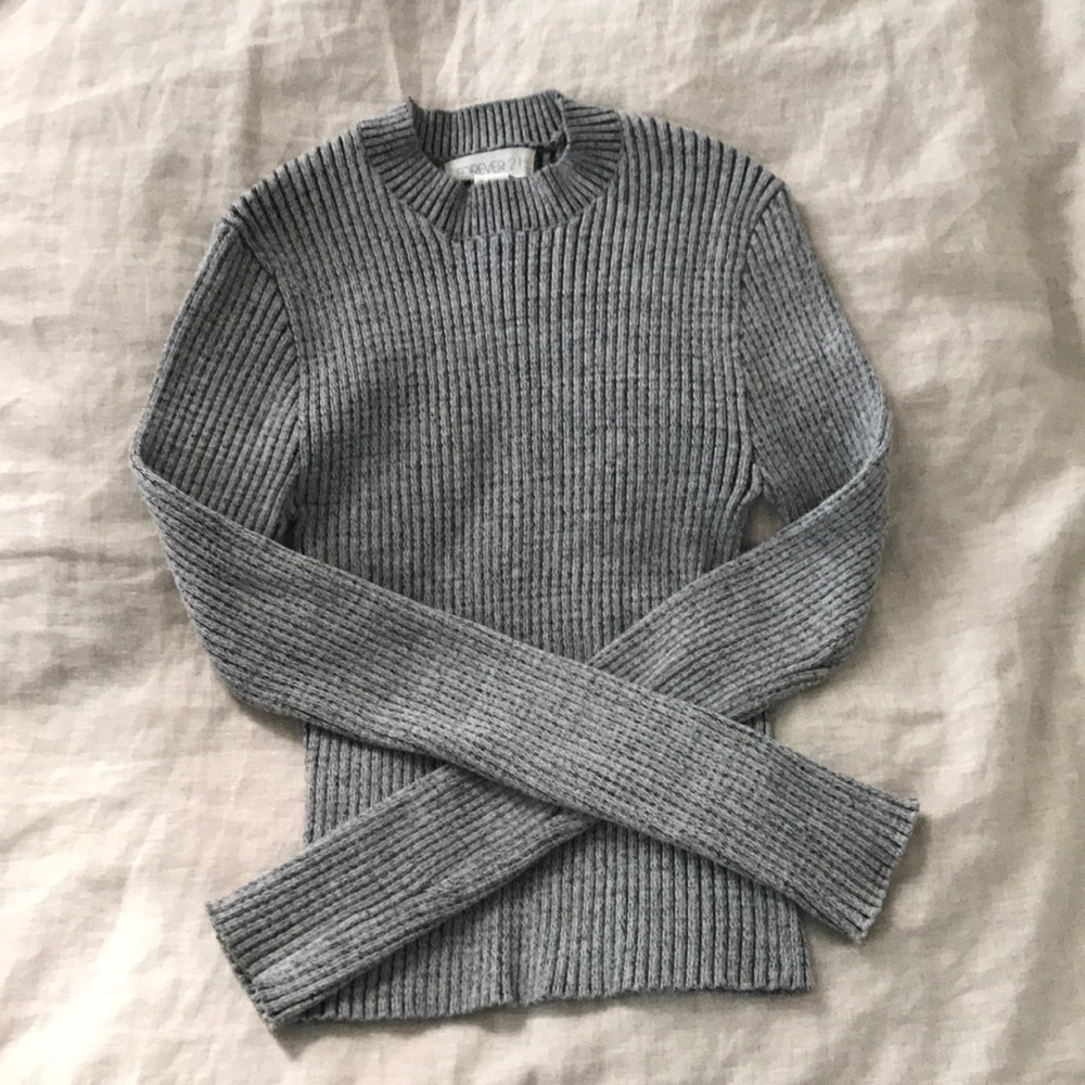 Ribbed mock neck gray size small